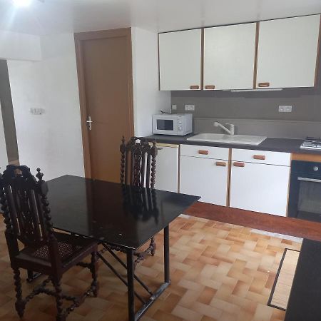 Mon Petit Studio Apartment Montmorillon Exterior photo